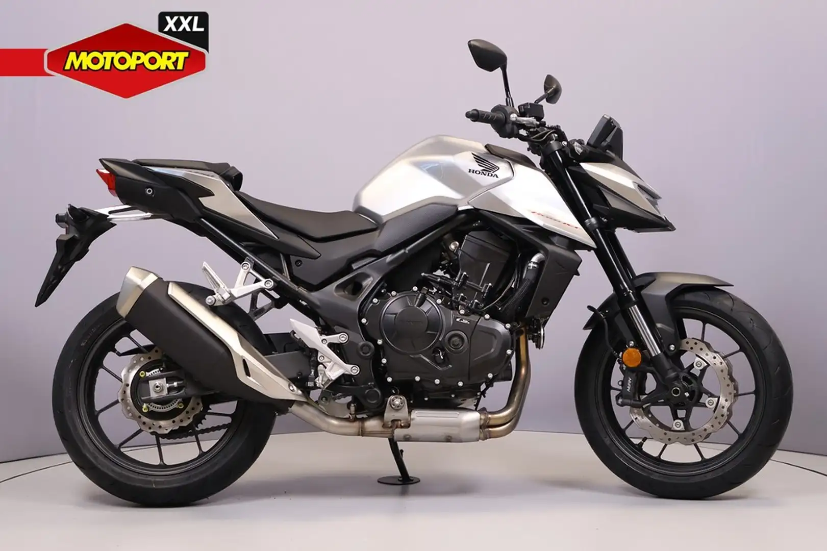 Honda CB 750 HORNET Ezüst - 1