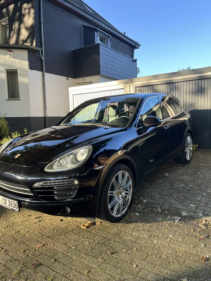 Porsche Cayenne Basis - 2