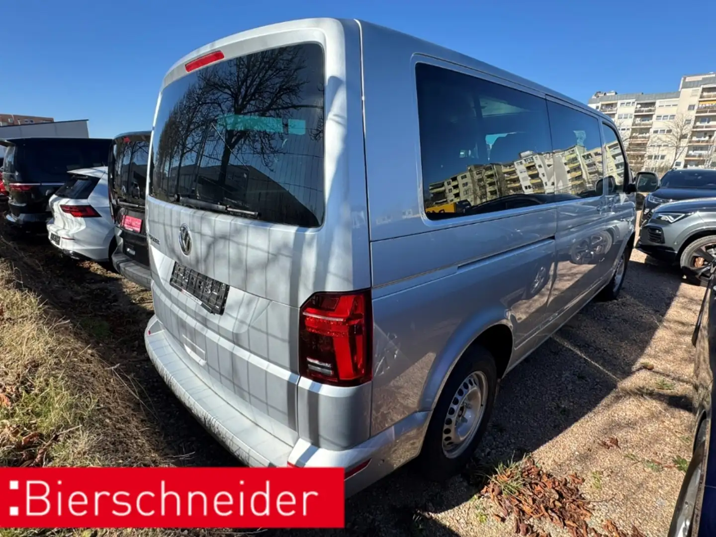 Volkswagen T6.1 Transporter Kombi LR 2.0 TDI DSG 9-S. LED ACC BLINDSPOT KAMERA Zilver - 2