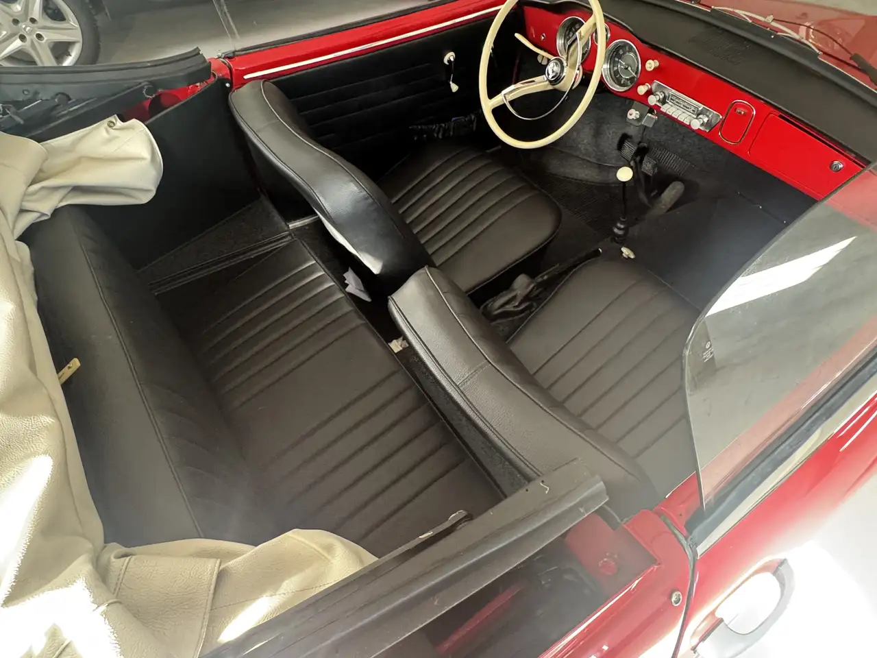 Volkswagen Karmann Ghia, foto 8