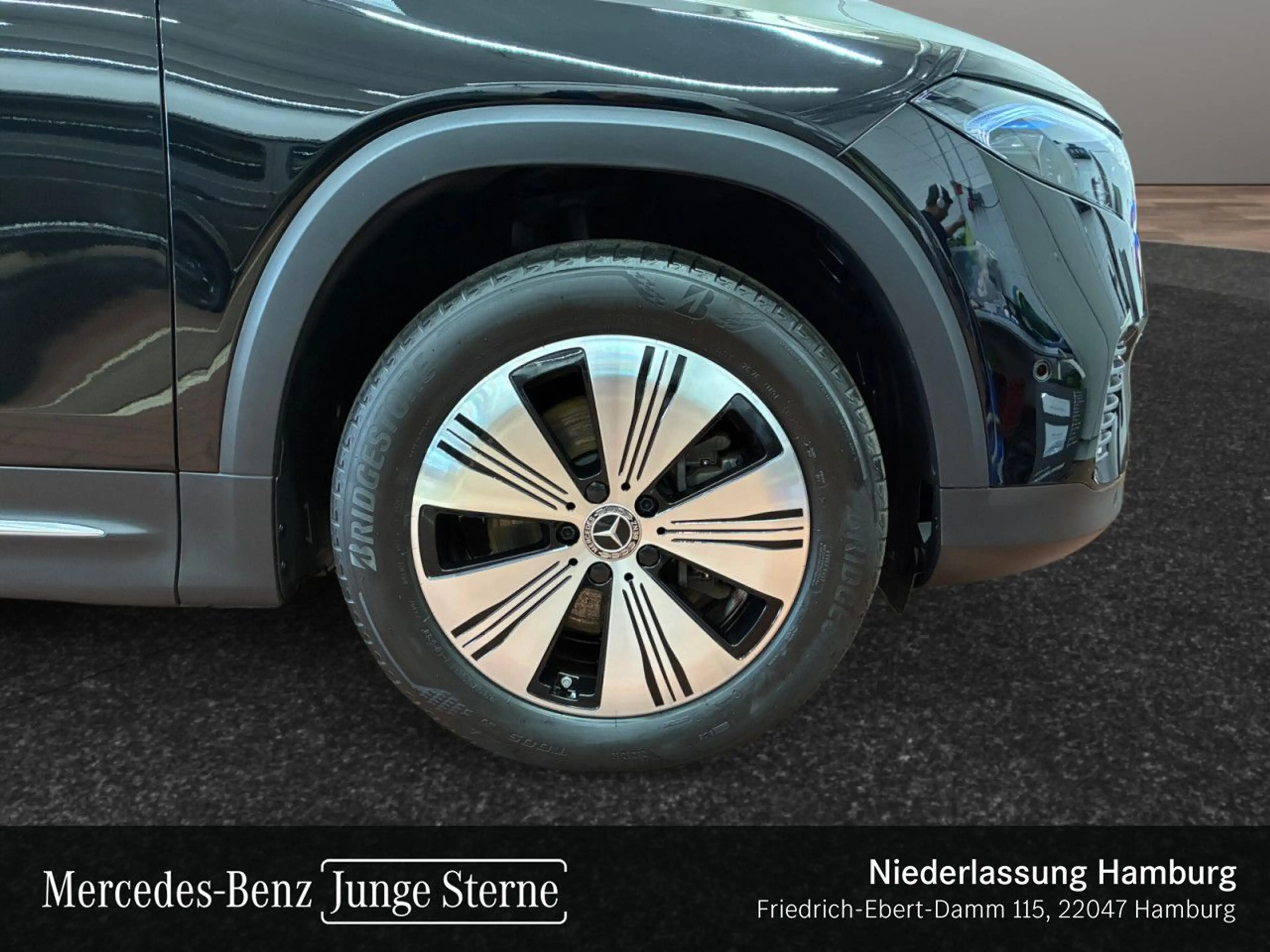 Mercedes-Benz EQB 250 PROG+ADVANCED+PANO+360+BURMESTER — photo 6