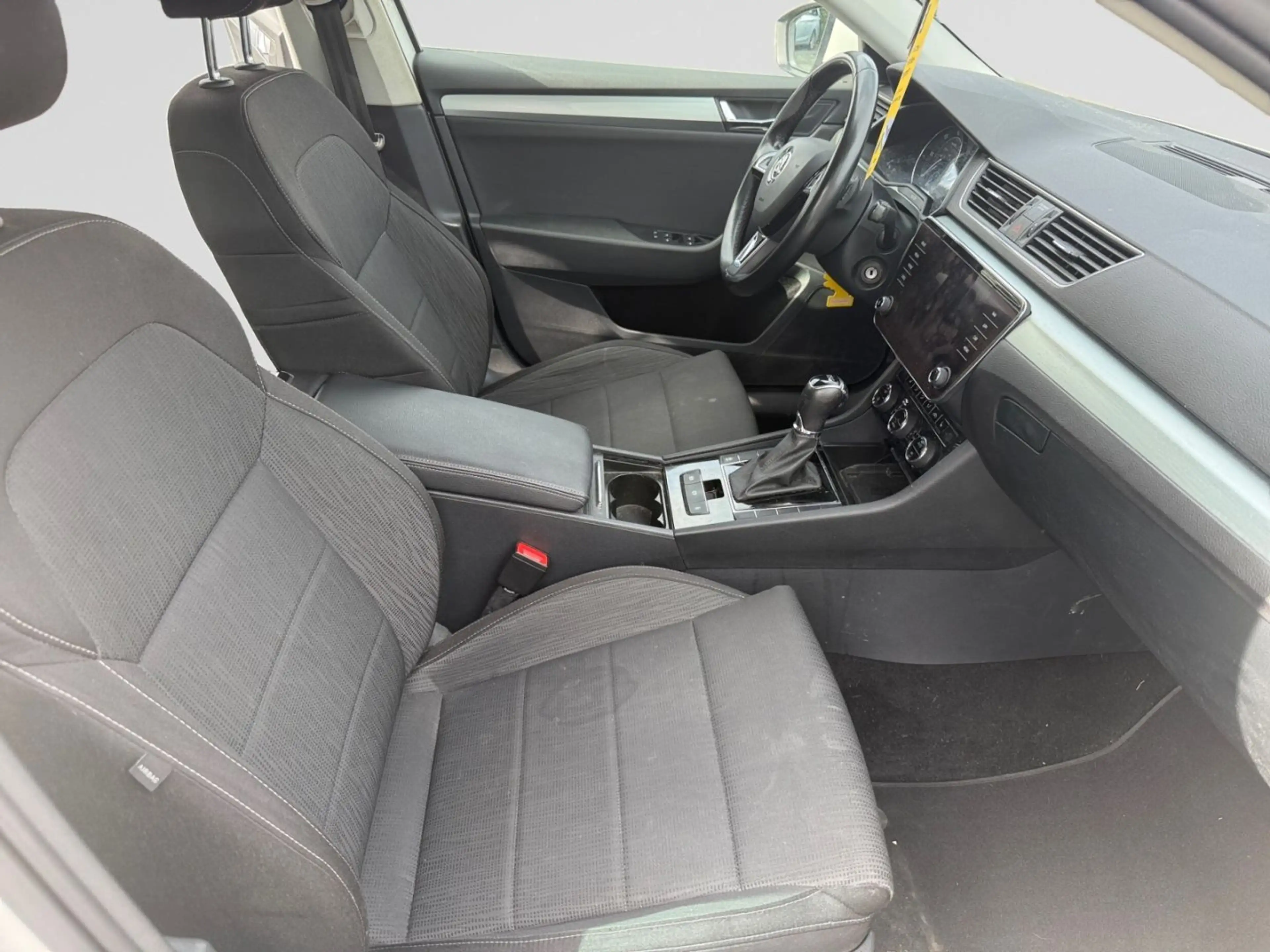Skoda Superb Combi Ambition 2.0 TDI DSG AHK.ACC.NAVI. — photo 15