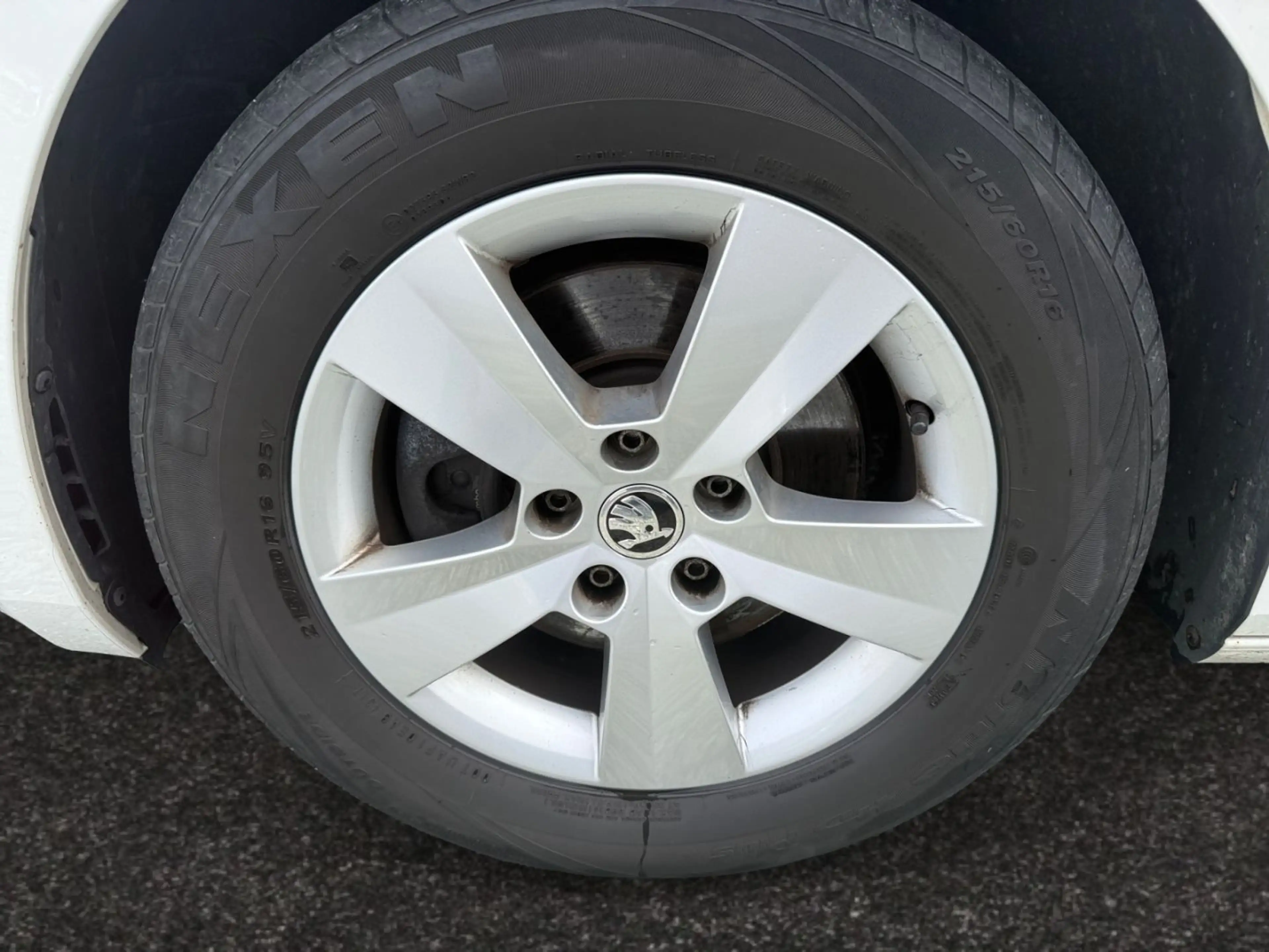 Skoda Superb Combi Ambition 2.0 TDI DSG AHK.ACC.NAVI. — photo 14