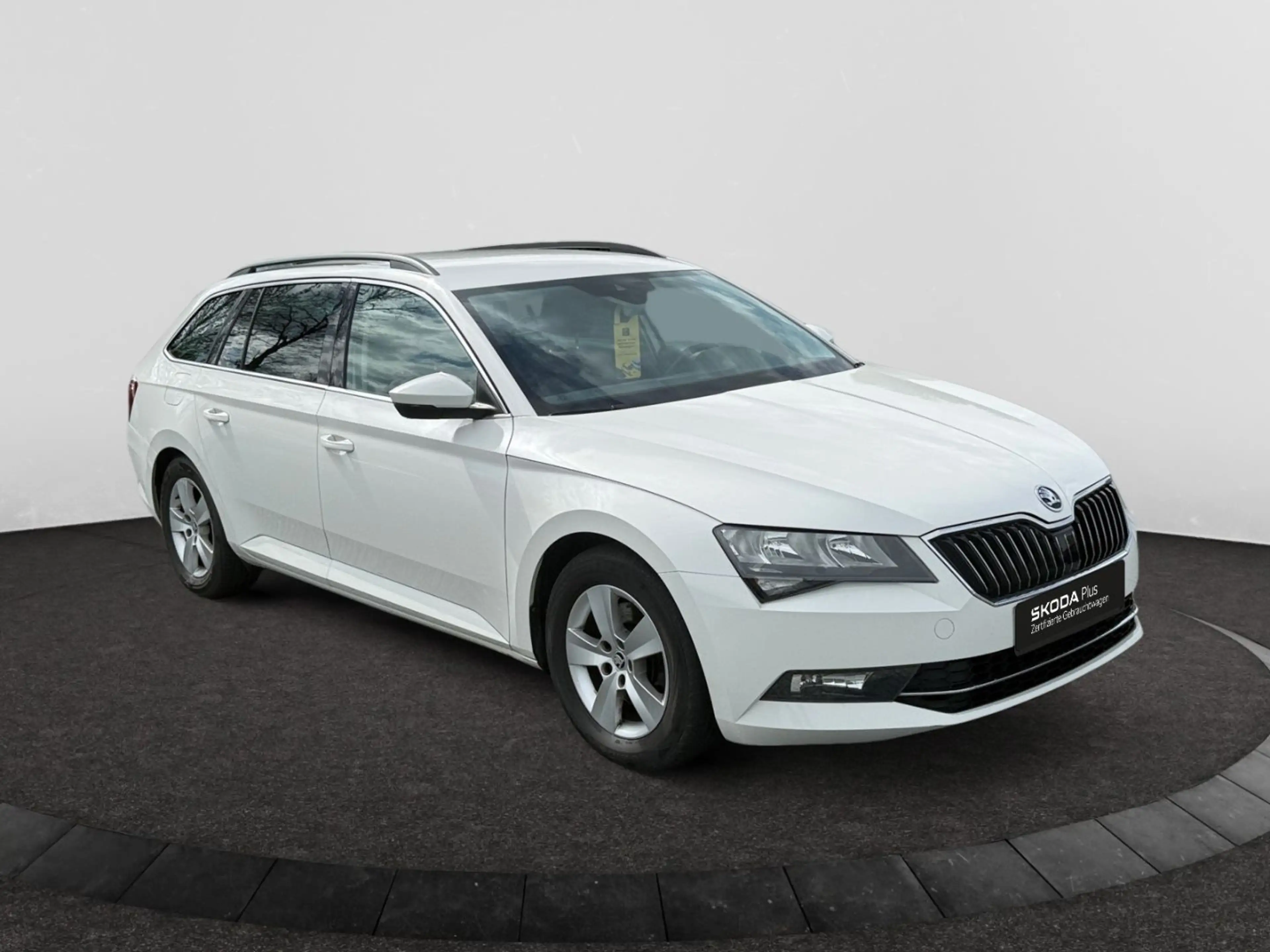Skoda Superb Combi Ambition 2.0 TDI DSG AHK.ACC.NAVI. — photo 7