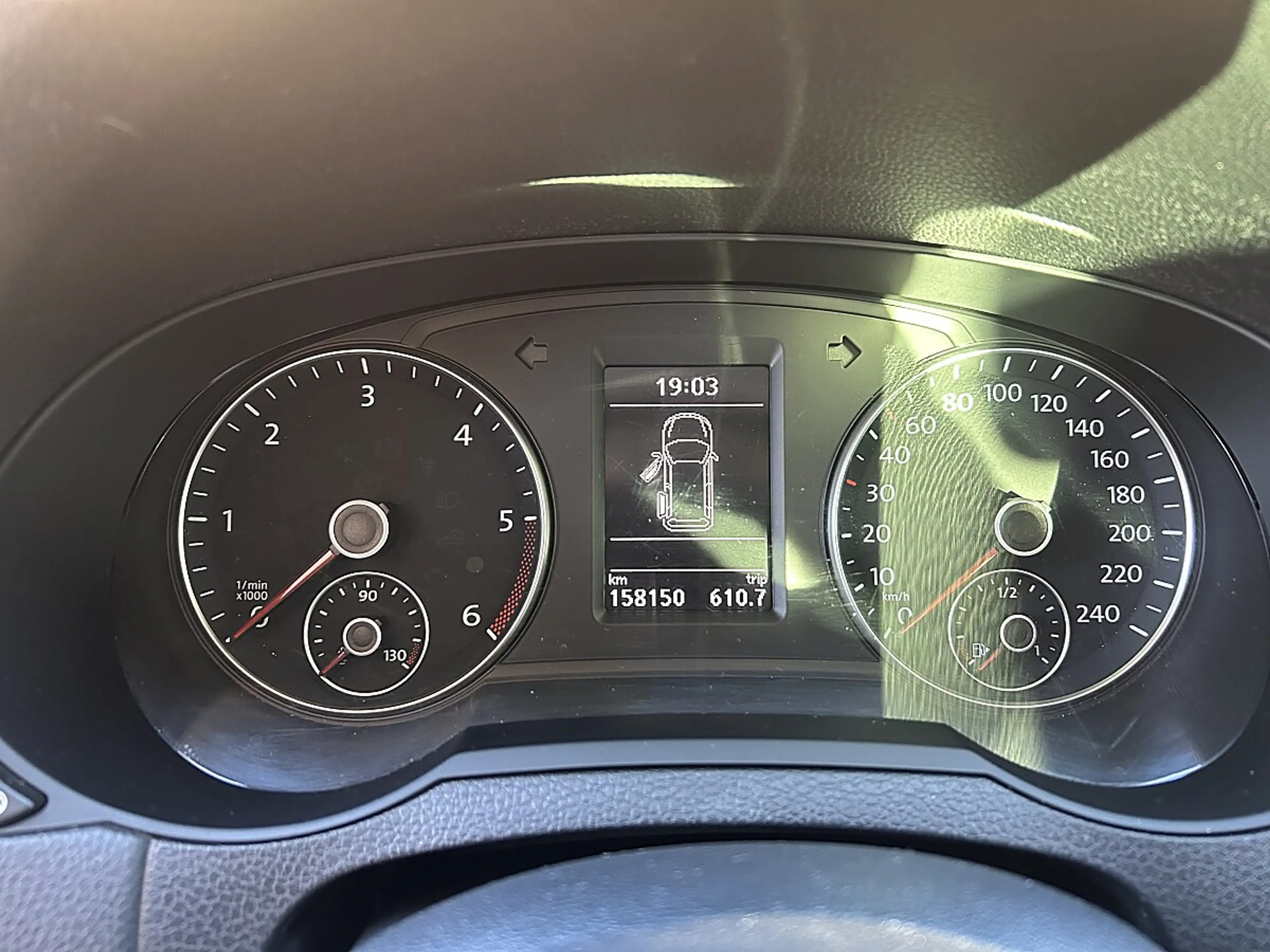 Volkswagen Sharan Business SCR 2,0 TDI DSG — photo 5