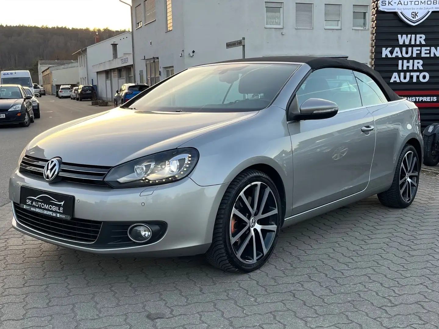 Volkswagen Golf VI Cabrio Bi-XENO/NAVI/AUTOMATIK/DSG/LEDER Silber - 2