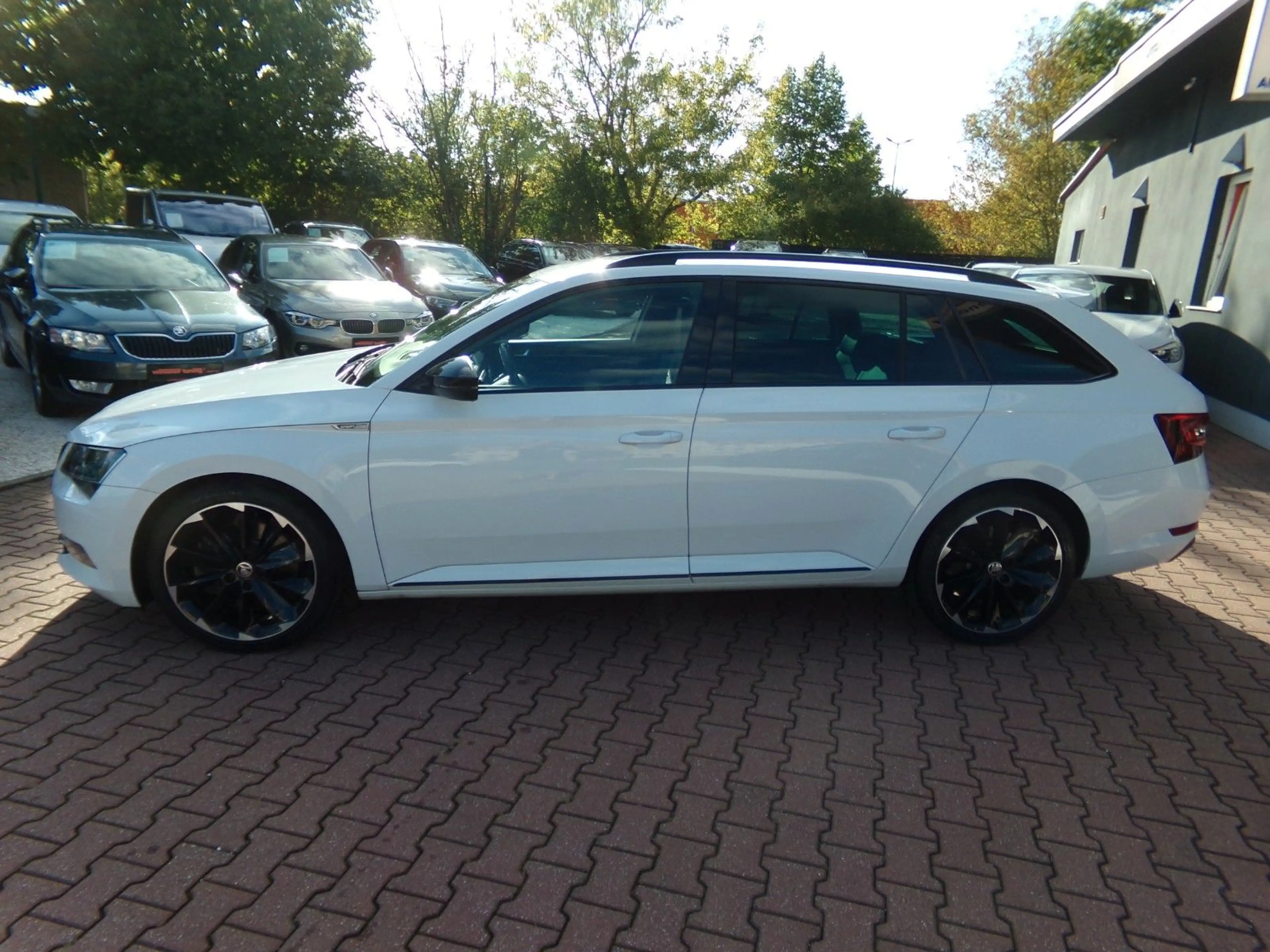 Skoda Superb Combi Sportline 4x4, DSG, Standheizung — photo 3