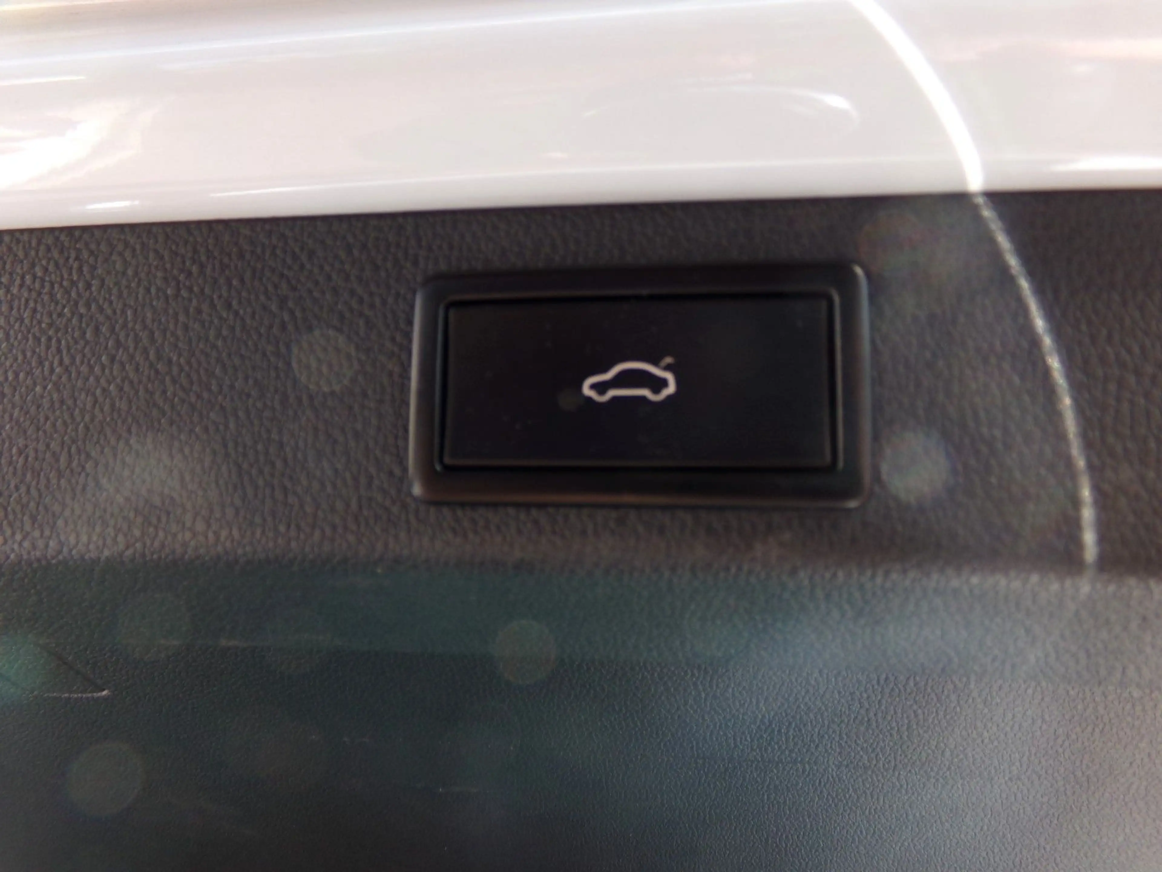 Skoda Superb Combi Sportline 4x4, DSG, Standheizung — photo 14