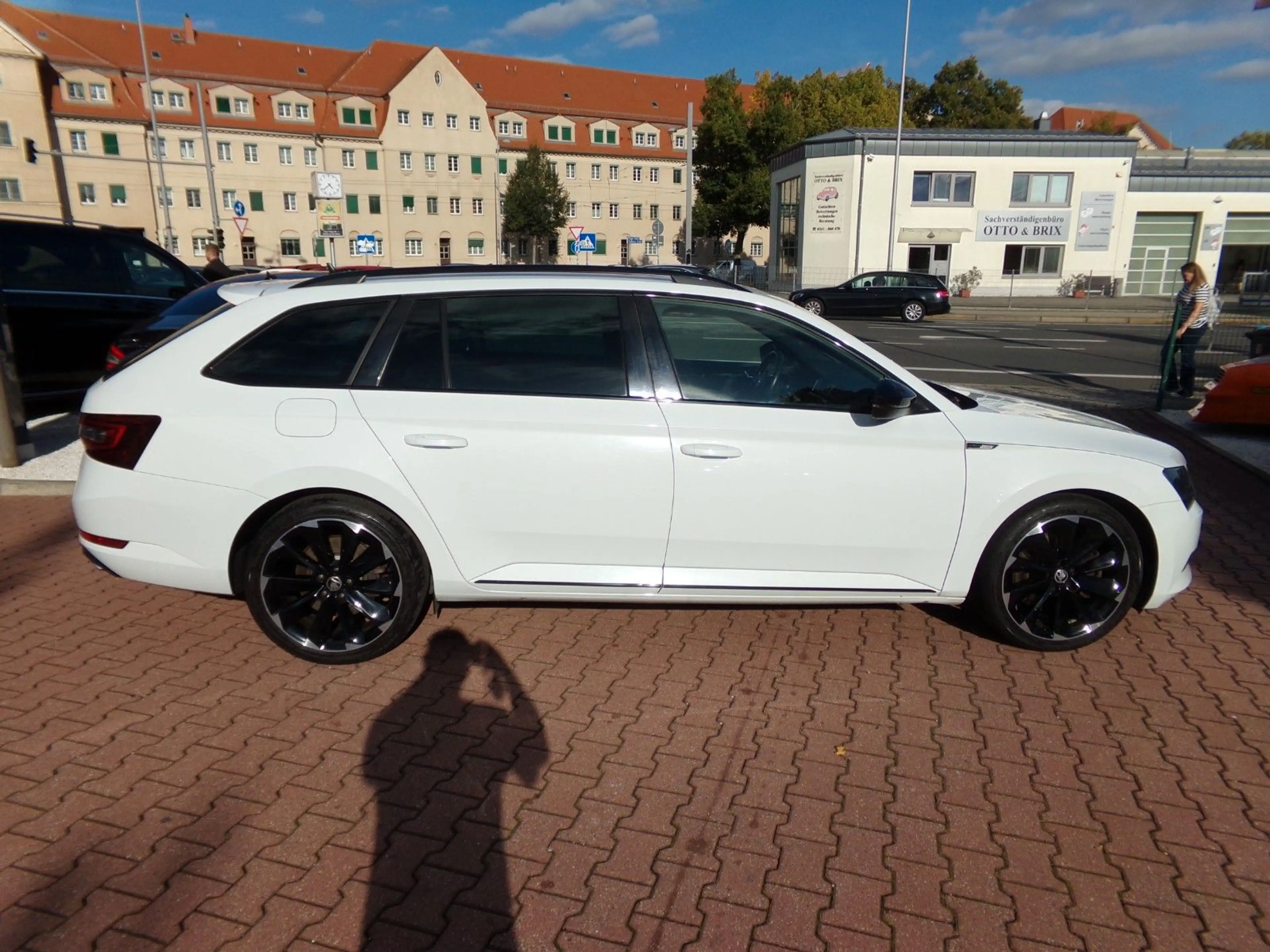Skoda Superb Combi Sportline 4x4, DSG, Standheizung — photo 6