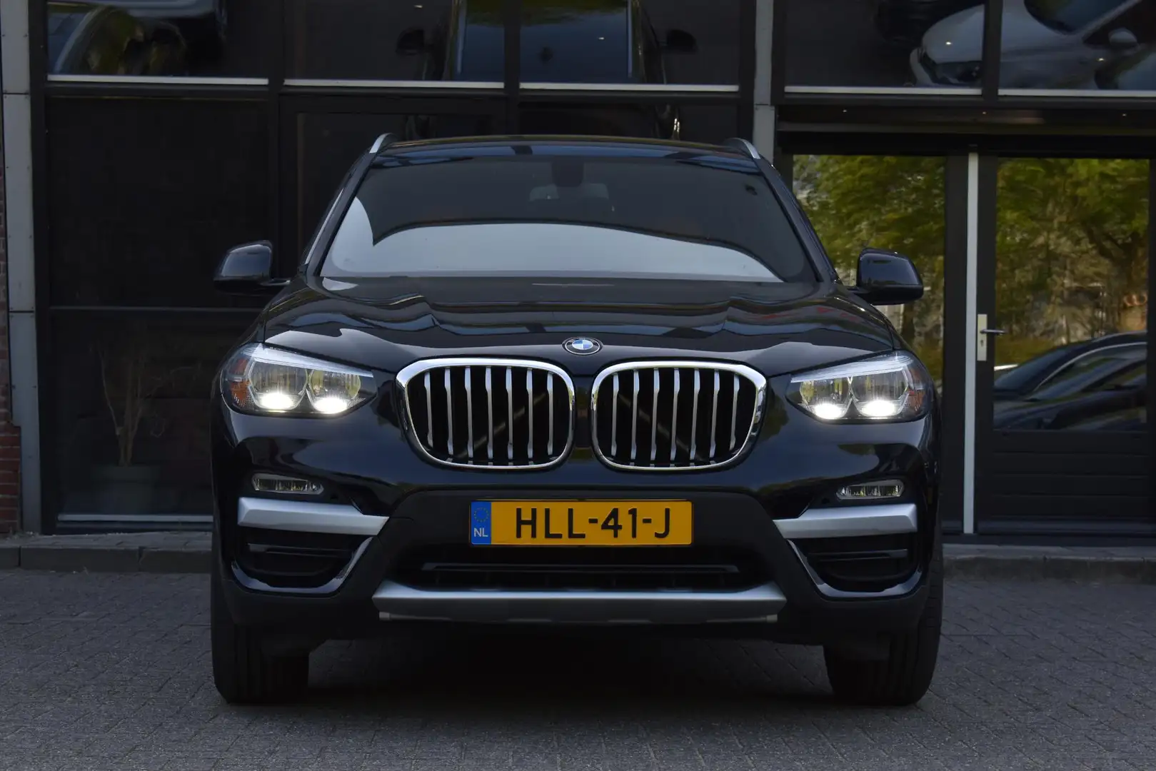 BMW X3 xDrive30i High Executive Xdrive Elekstoelen Stuurv Noir - 2