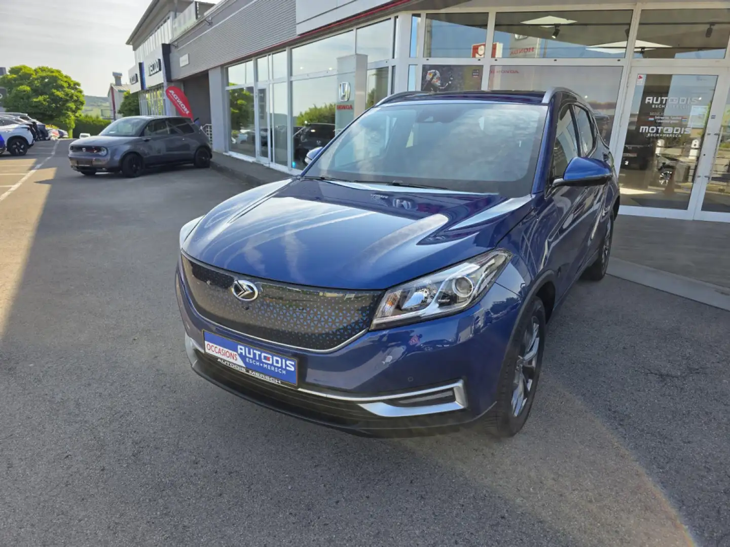 Seres Seres 3 EV PREMIUM Blau - 2