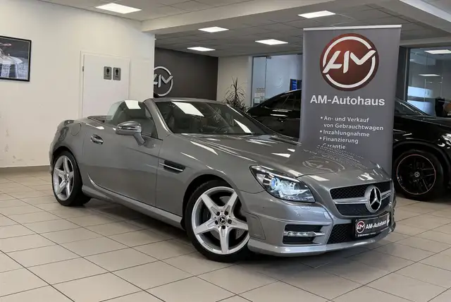 Mercedes-Benz SLK 250 CDI BE Roadster *AMG*Glasdach*AirScarf