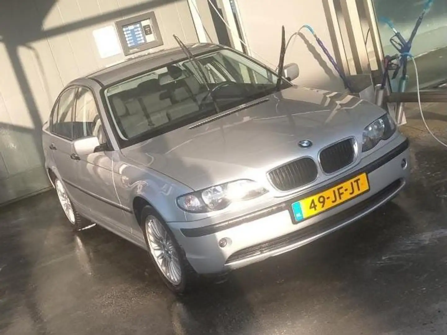 BMW 318 318i Executive Gris - 1