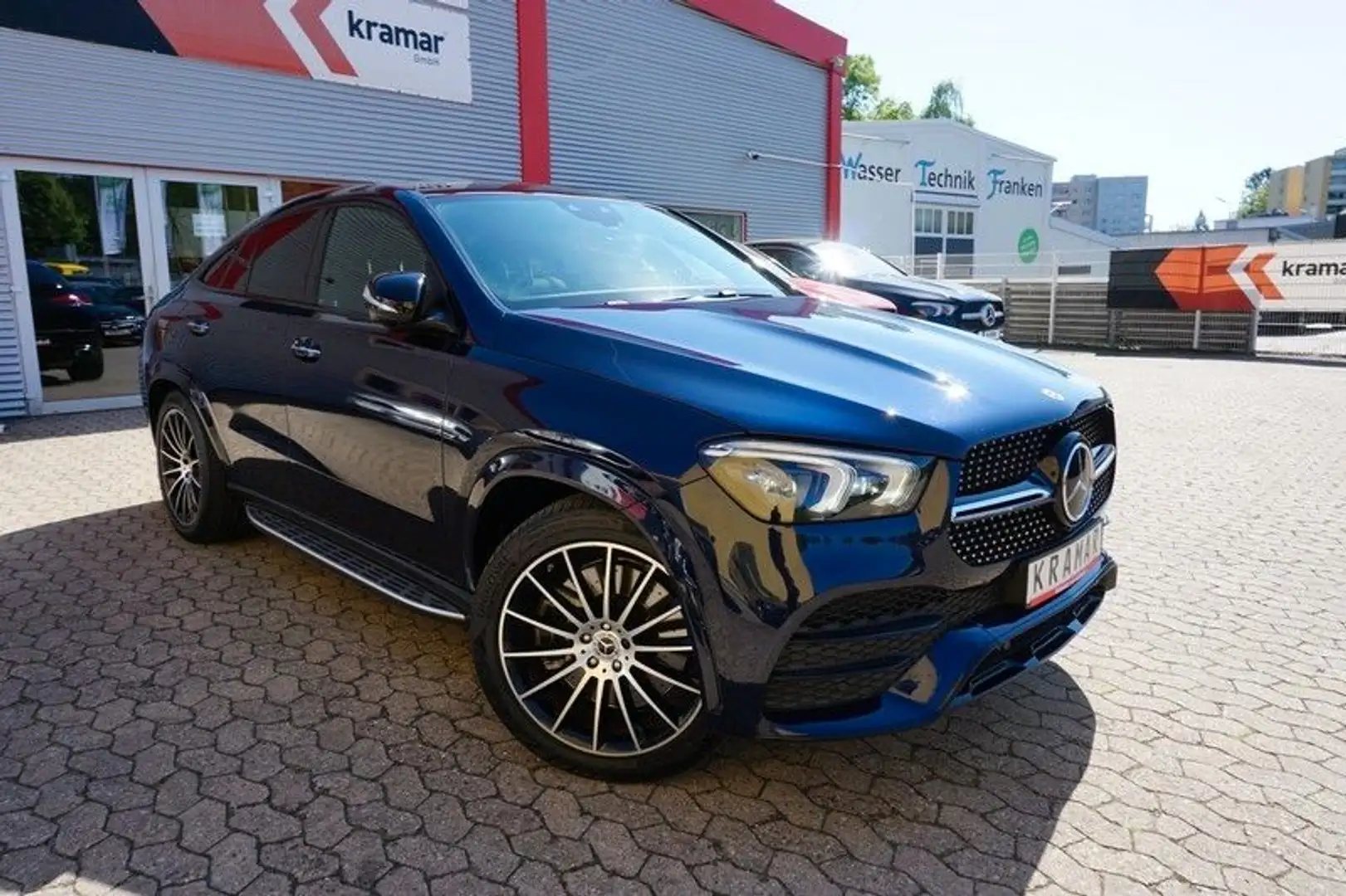 Mercedes-Benz GLE 350 de Coupe 4Matic AMG NIGHT PANO/AIRMATIC Blau - 2