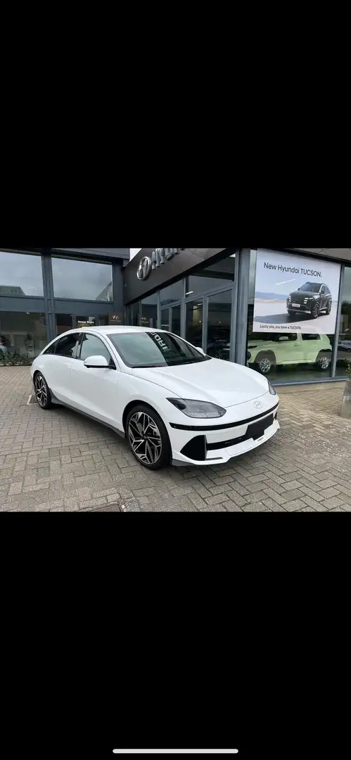 Hyundai IONIQ 6 77,4 kWh Balance Blanc - 1