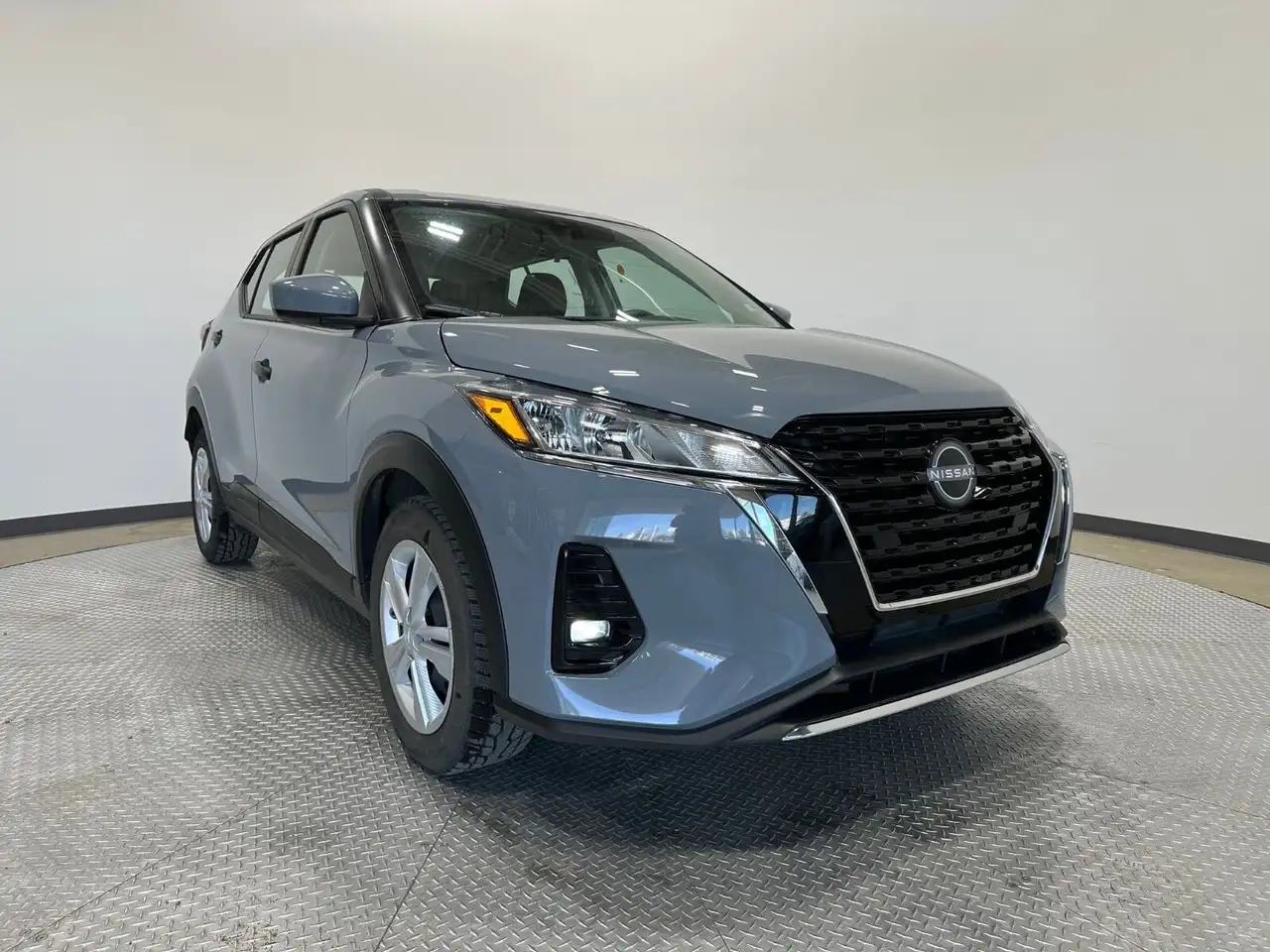 2024 Nissan Kicks