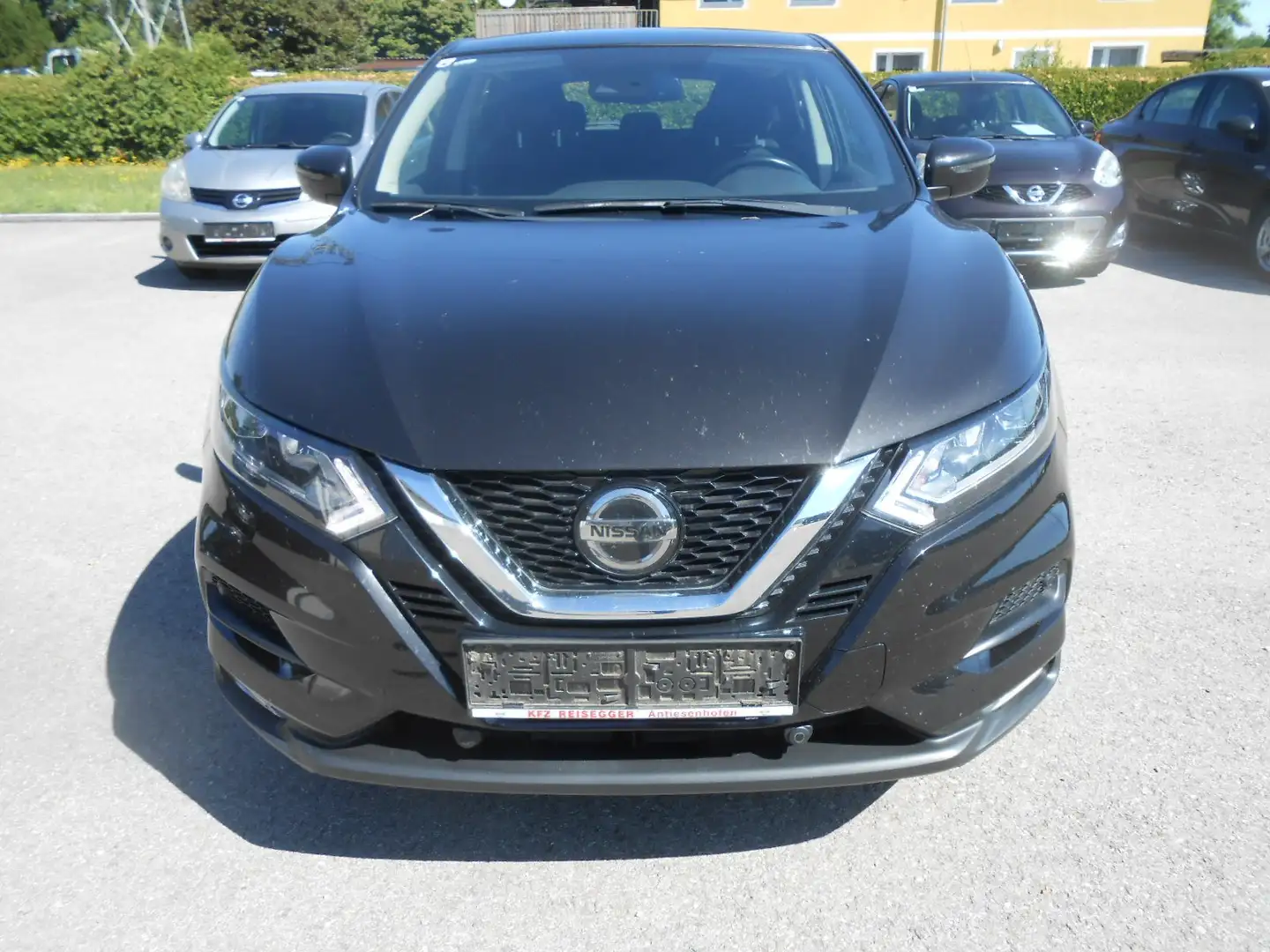 Nissan Qashqai Qashqai 1,3 DIG-T Acenta Schwarz - 2