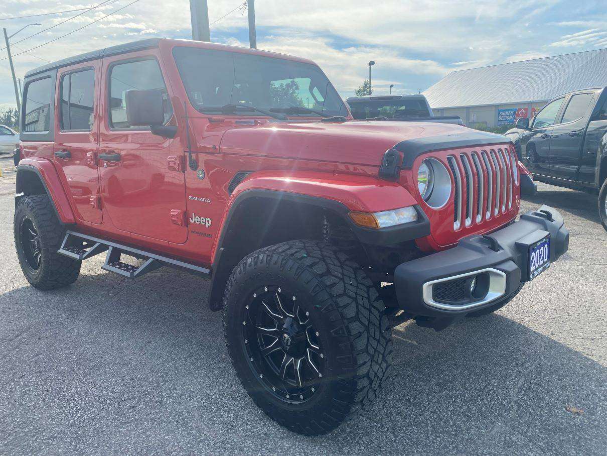 2020 Jeep Wrangler Sahara WITH 2" LEVELLING KIT/NAVIGATION!! — снимка 1