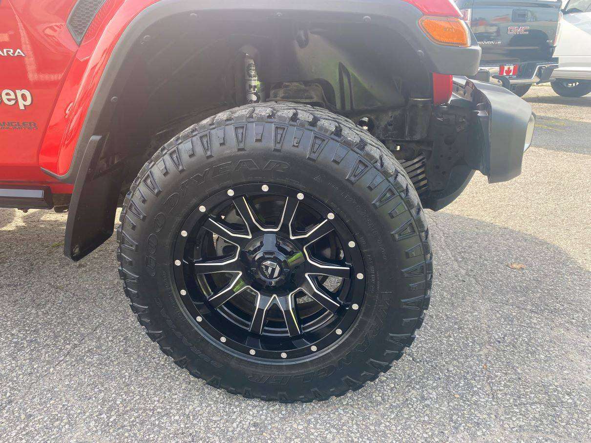 2020 Jeep Wrangler Sahara WITH 2" LEVELLING KIT/NAVIGATION!! — снимка 1