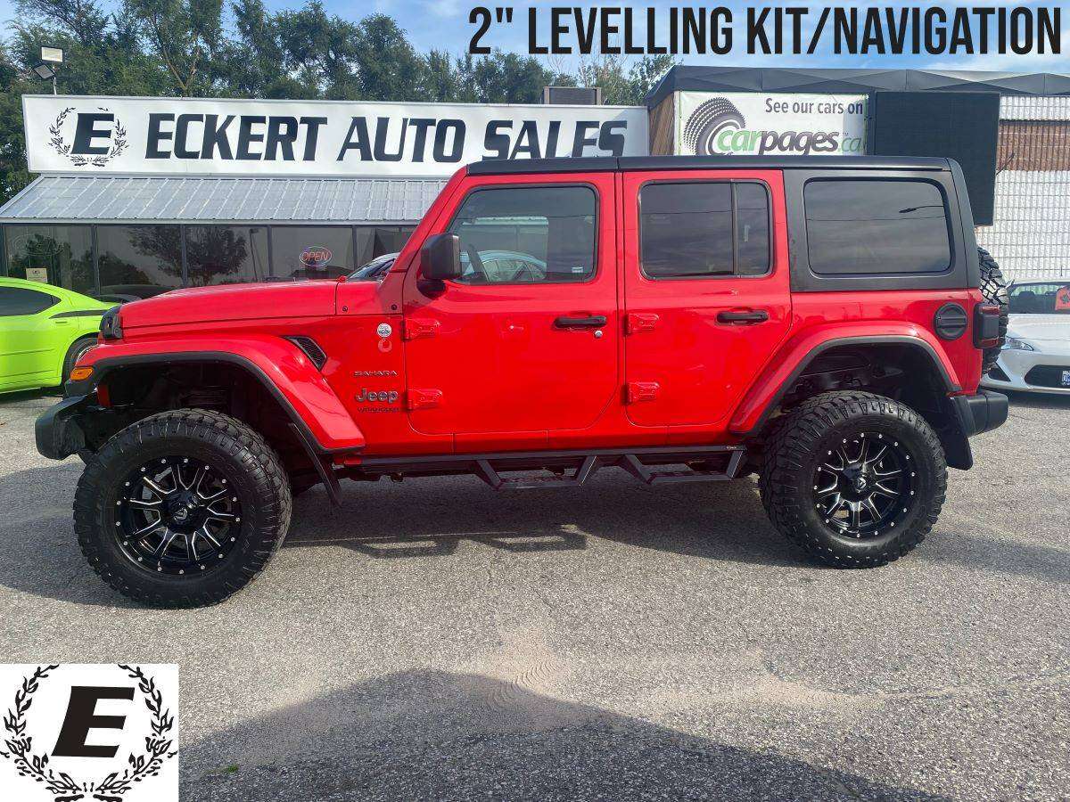 2020 Jeep Wrangler Sahara WITH 2" LEVELLING KIT/NAVIGATION!!