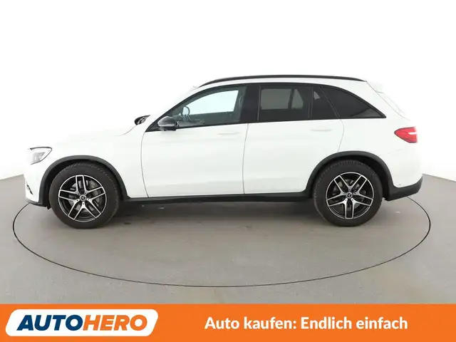 Mercedes-Benz GLC view 3