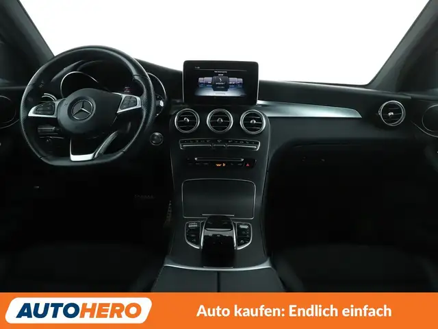 Mercedes-Benz GLC view 12