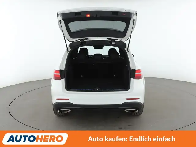 Mercedes-Benz GLC view 16