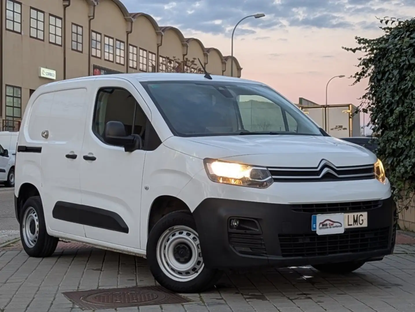 Citroen Berlingo Van BlueHDi S&S Talla M Driver 100 Blanco - 2