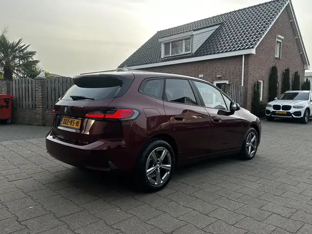 BMW 2 Series view 7