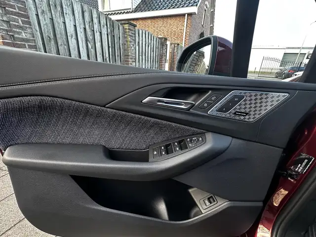 BMW 2 Series view 15