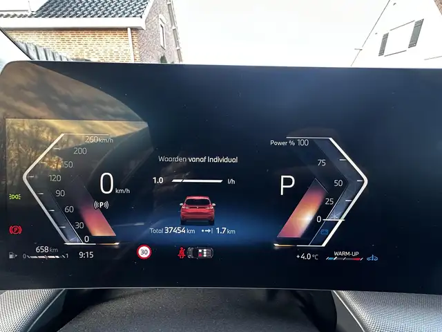 BMW 2 Series view 3