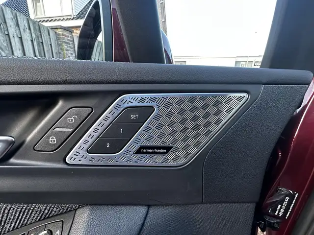 BMW 2 Series view 12