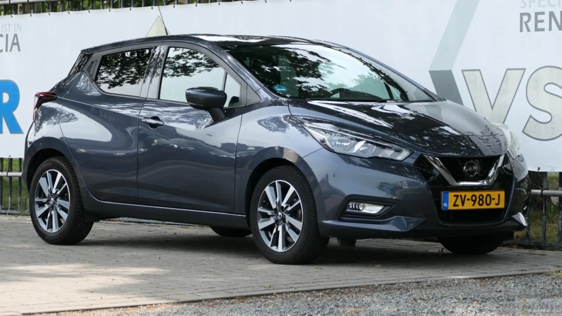 Nissan Micra 0.9 IG-T N-Connecta Gris - 1