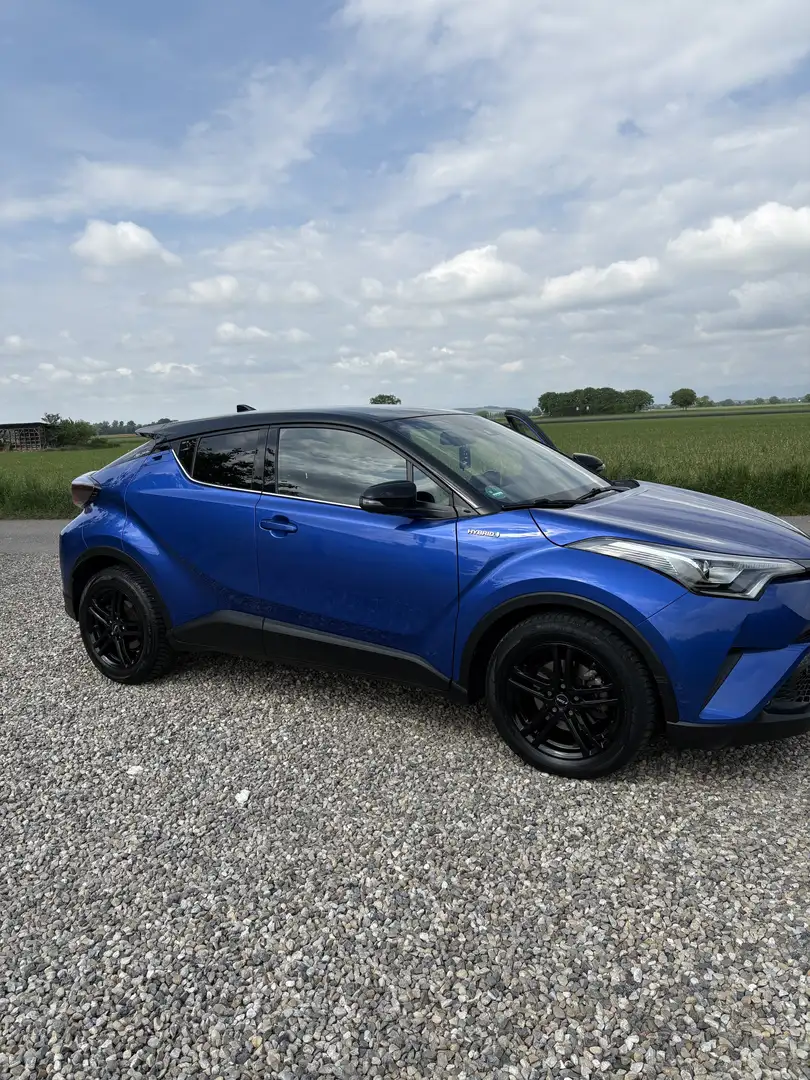 Toyota C-HR Hybrid Style Selection - 2