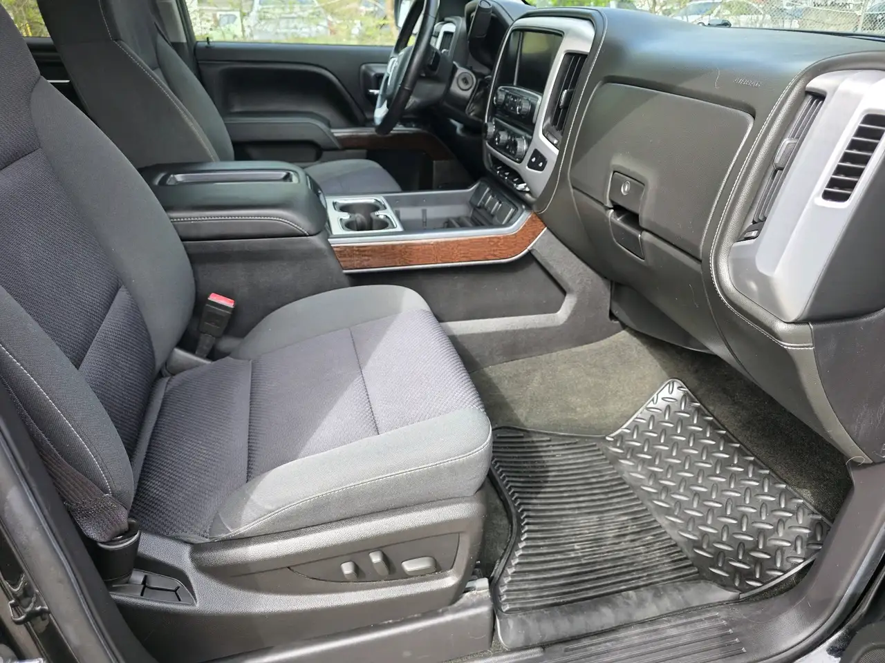 GMC Sierra 1500 снимка GMC Sierra 1500