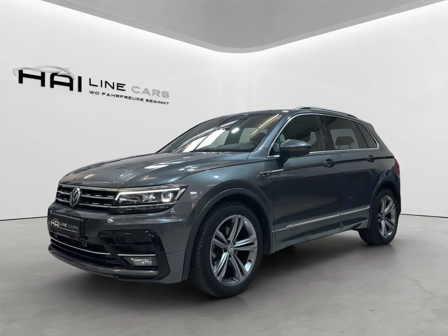 Volkswagen Tiguan R-Line 2,0 TDI DSG | ACC | Pano | LED | Navi | PDC Grau - 1
