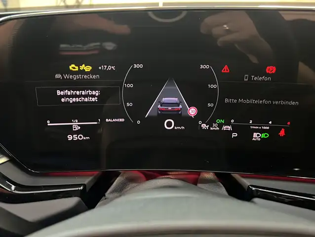 Audi A6 view 9