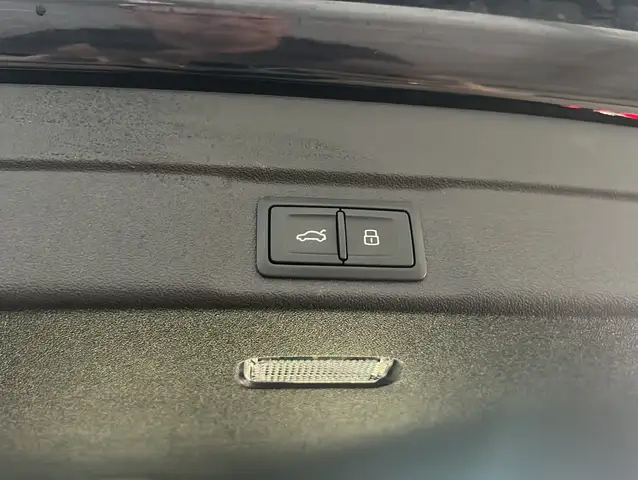 Audi A6 view 22