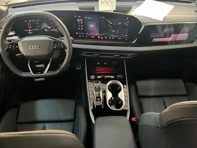 Audi A6 view 3