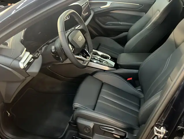 Audi A6 view 6