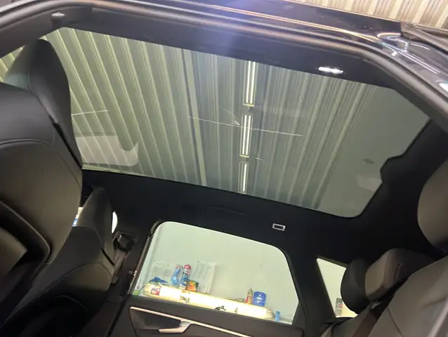 Audi A6 view 18