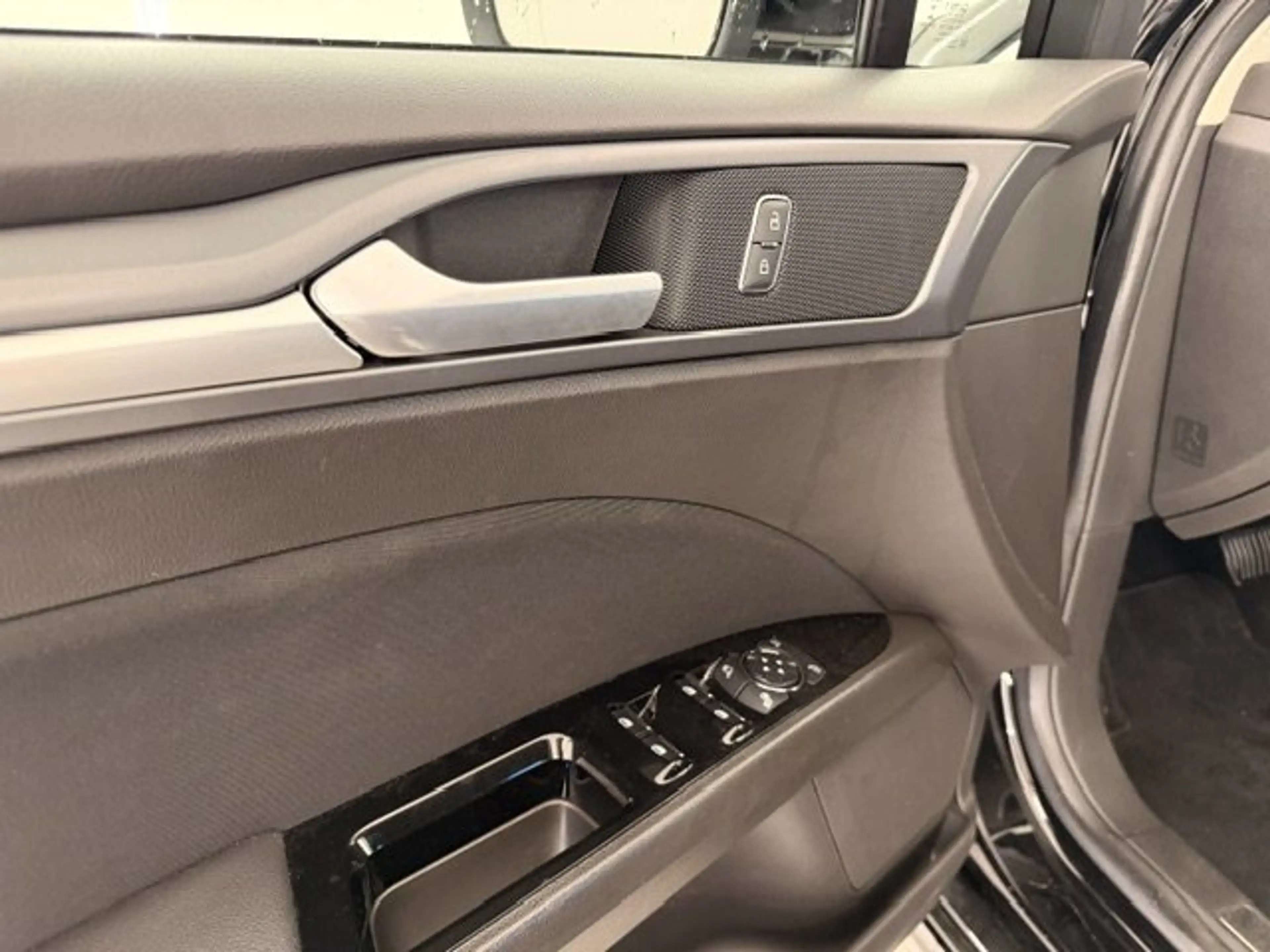 Ford Mondeo CLIPPER TITANIUM BENZINE AUTOMAAT — photo 11