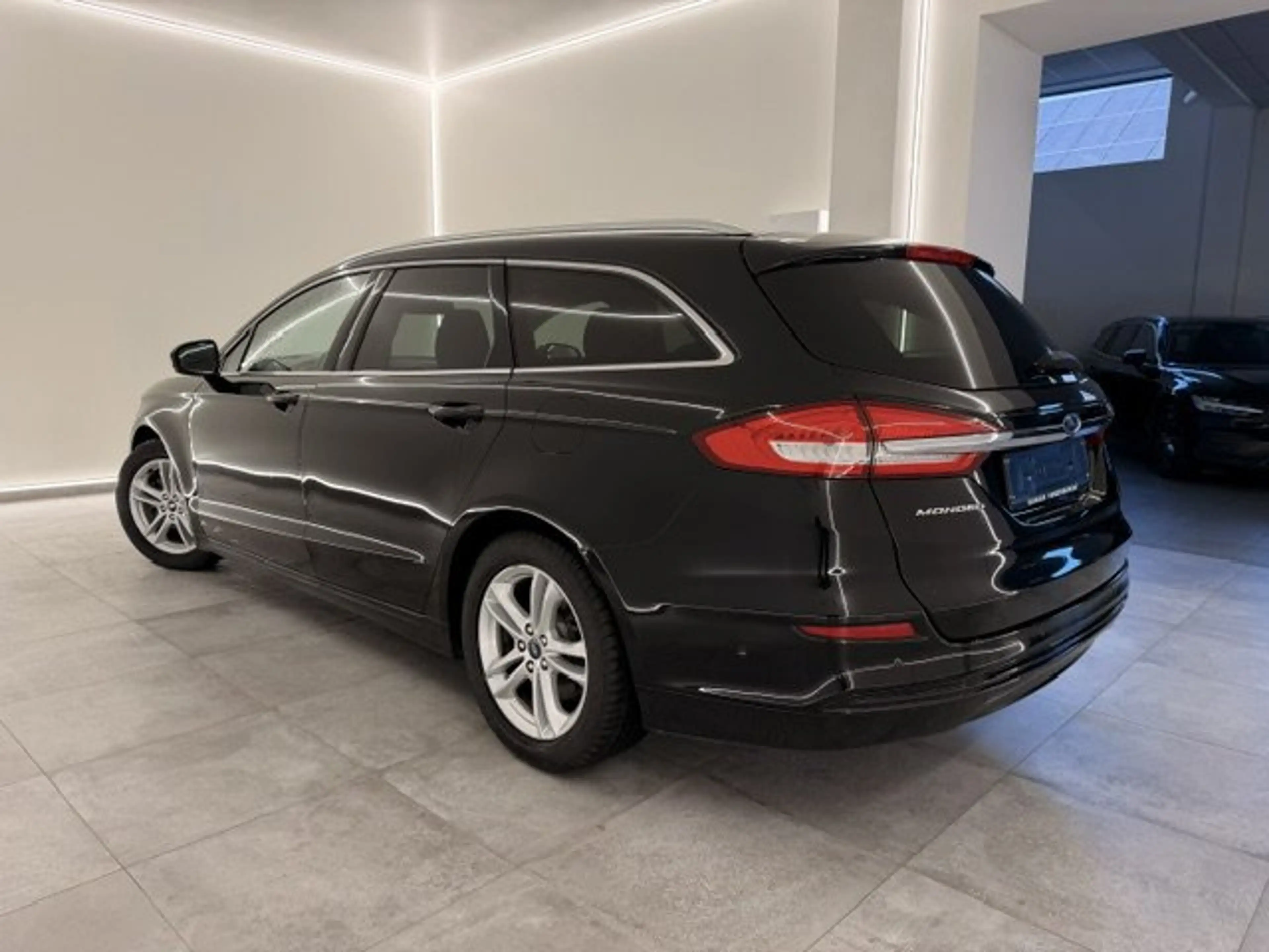 Ford Mondeo CLIPPER TITANIUM BENZINE AUTOMAAT — photo 3