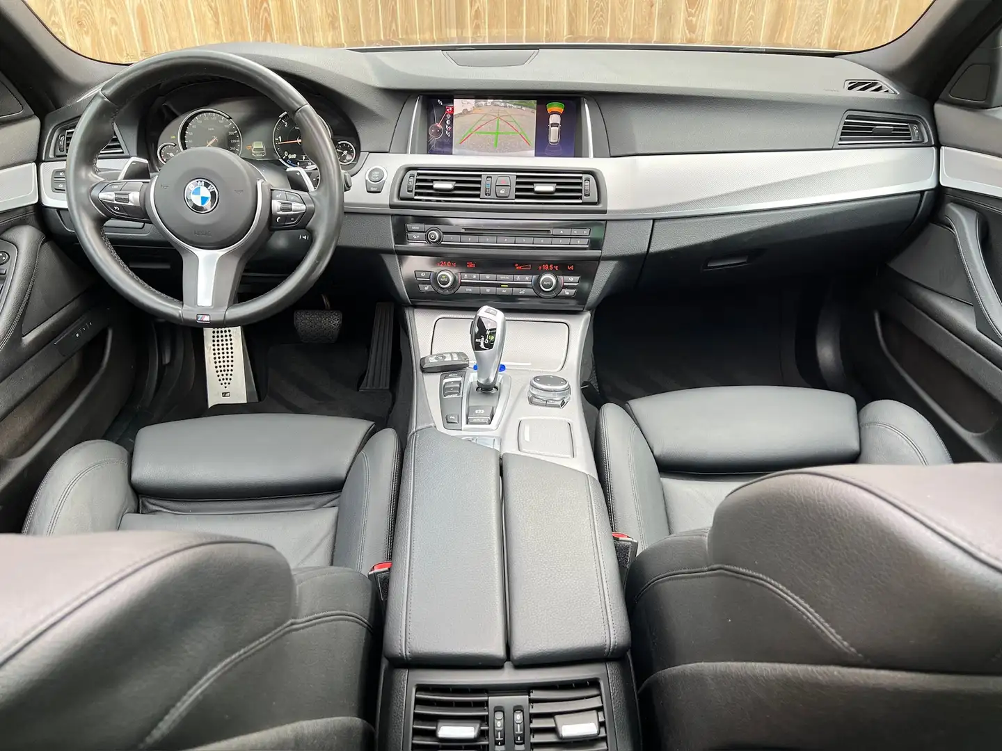 BMW 518 518d Touring M-PACK- HUD-Opendak Gris - 2