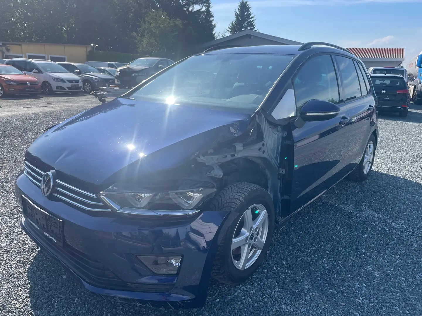 Volkswagen Golf Sportsvan 1.2 TSI Comfortline DSG Navi Xenon Fahrbereit Blau - 1