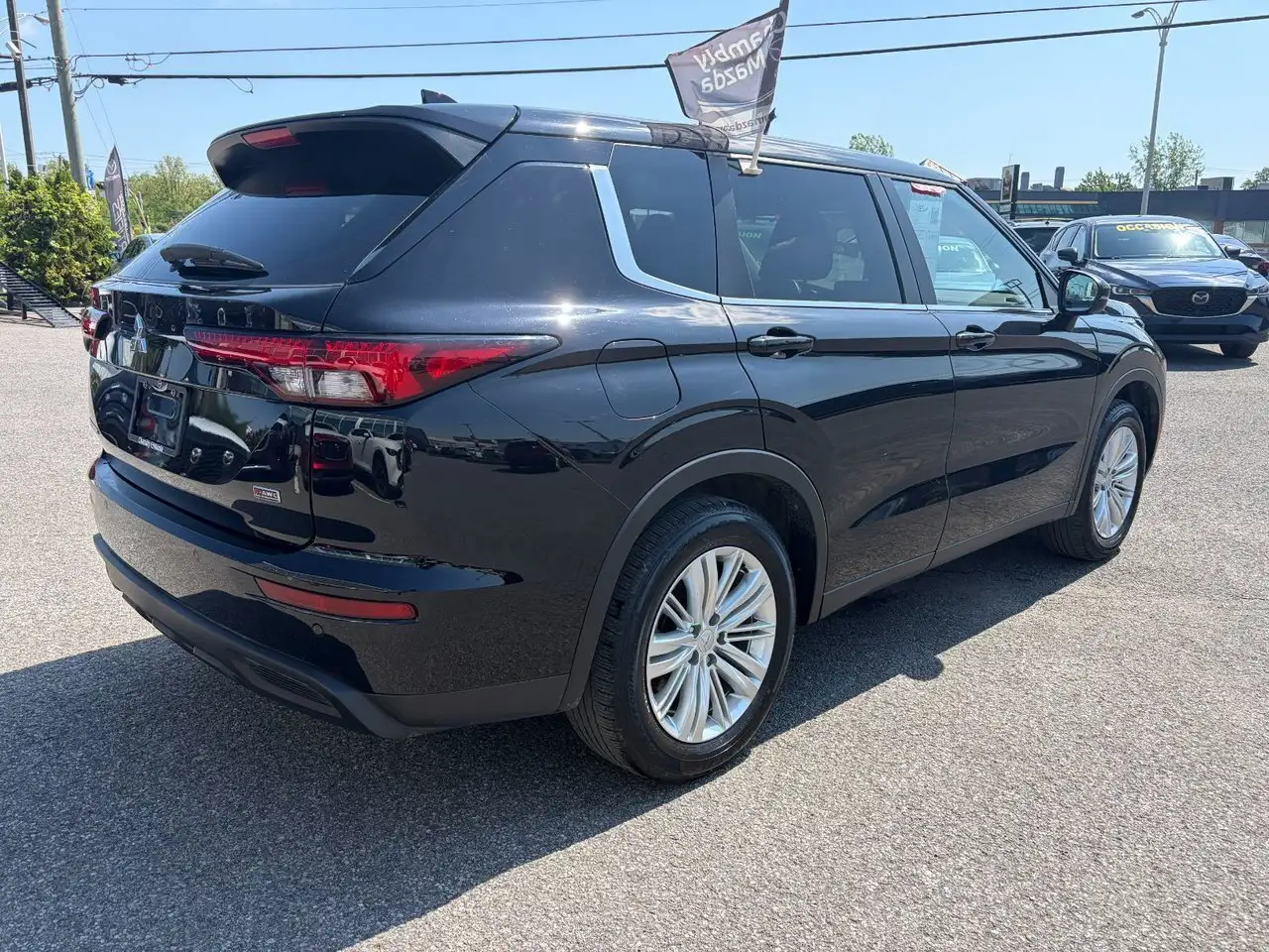 Mitsubishi Outlander снимка Mitsubishi Outlander
