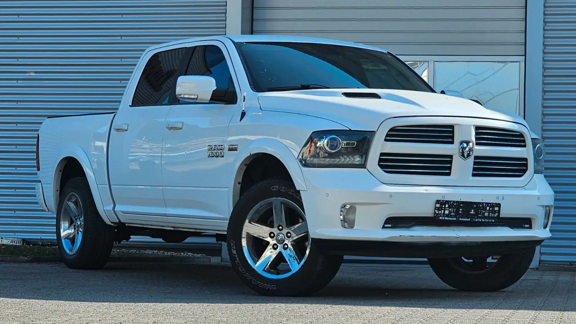 Dodge RAM 1500 Doppelcab Cam Shzg Klima AHK Biały - 1