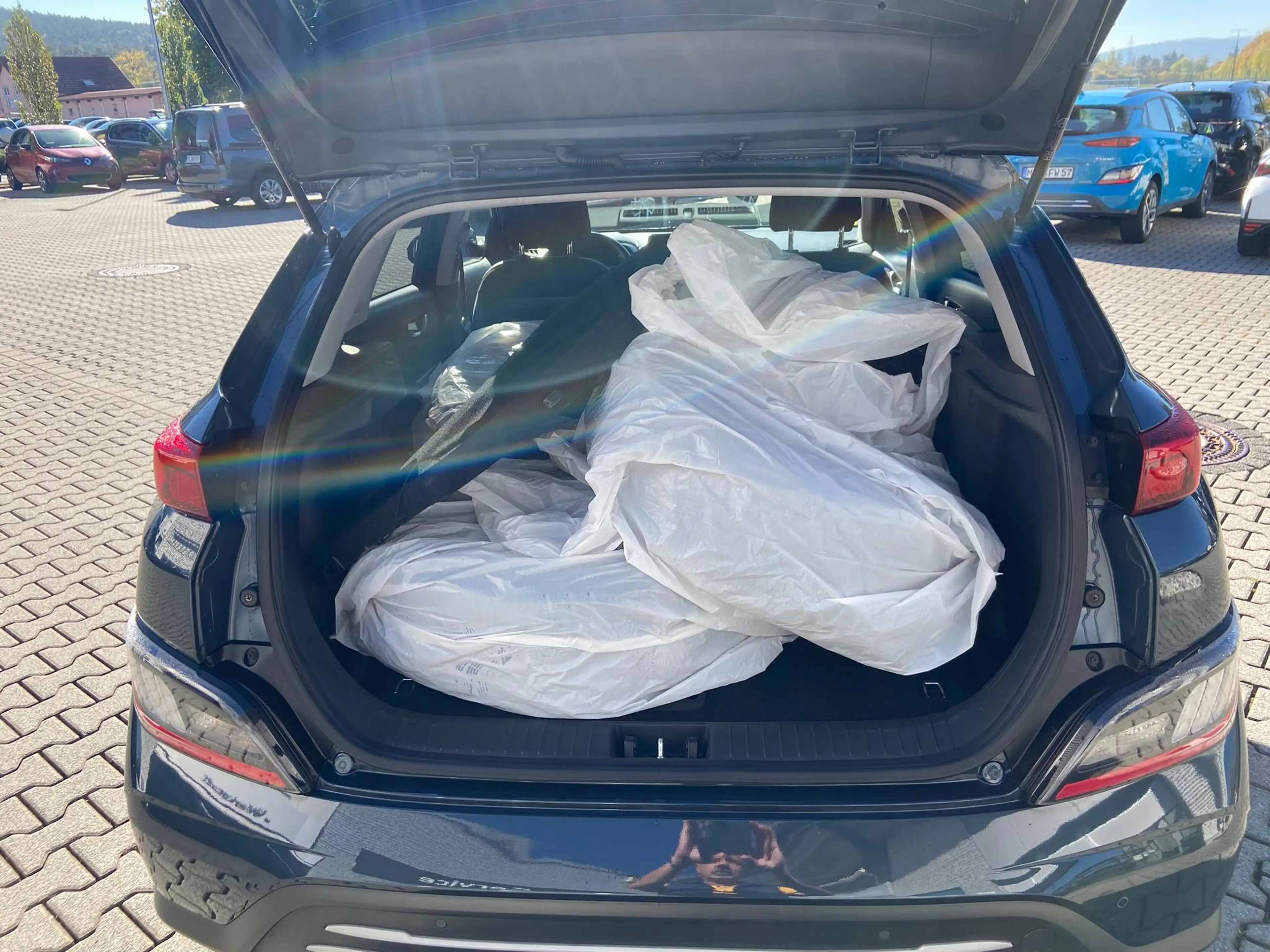 Hyundai KONA EV Trend Navi PDC vo+hi Klimaauto SHZ LHZ Alu WKR — photo 12