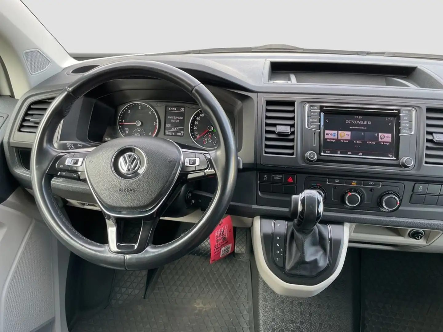 Volkswagen T6 Transporter Lang 2.0 TDI 4-Motion DSG Weiß - 2