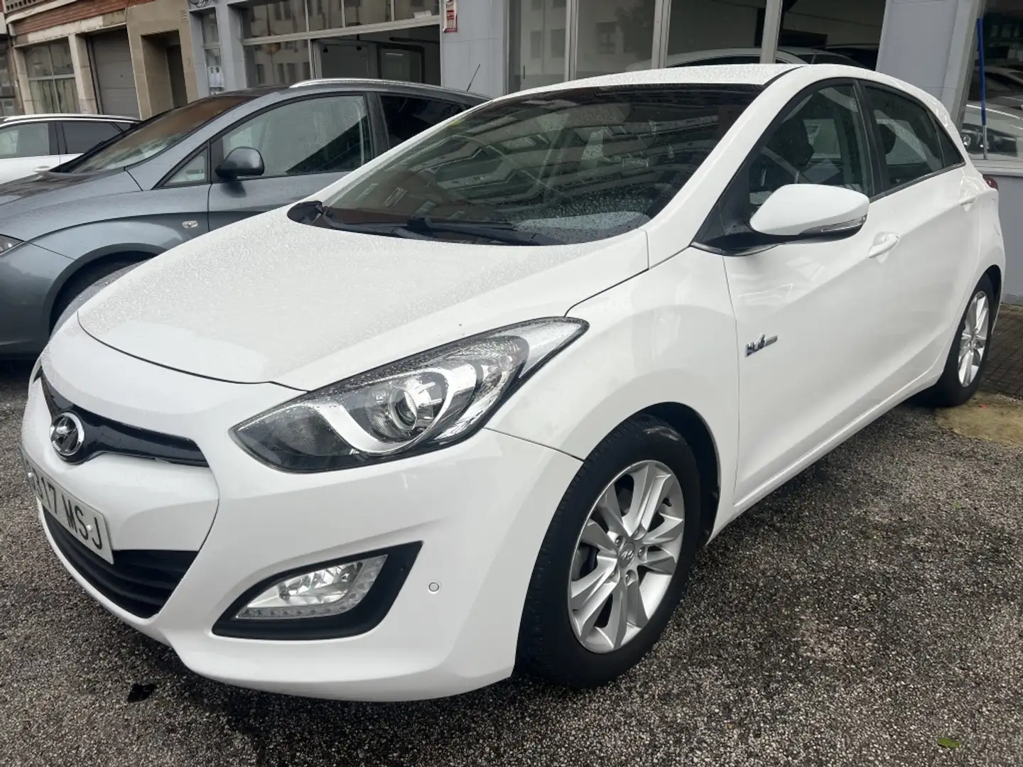 Hyundai i30 1.6CRDi GL City Weiß - 2